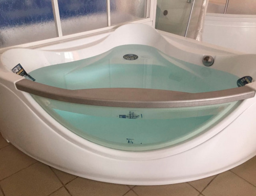 Акриловая ванна Bas Гранада 150x150 без гидромассажа фото 5